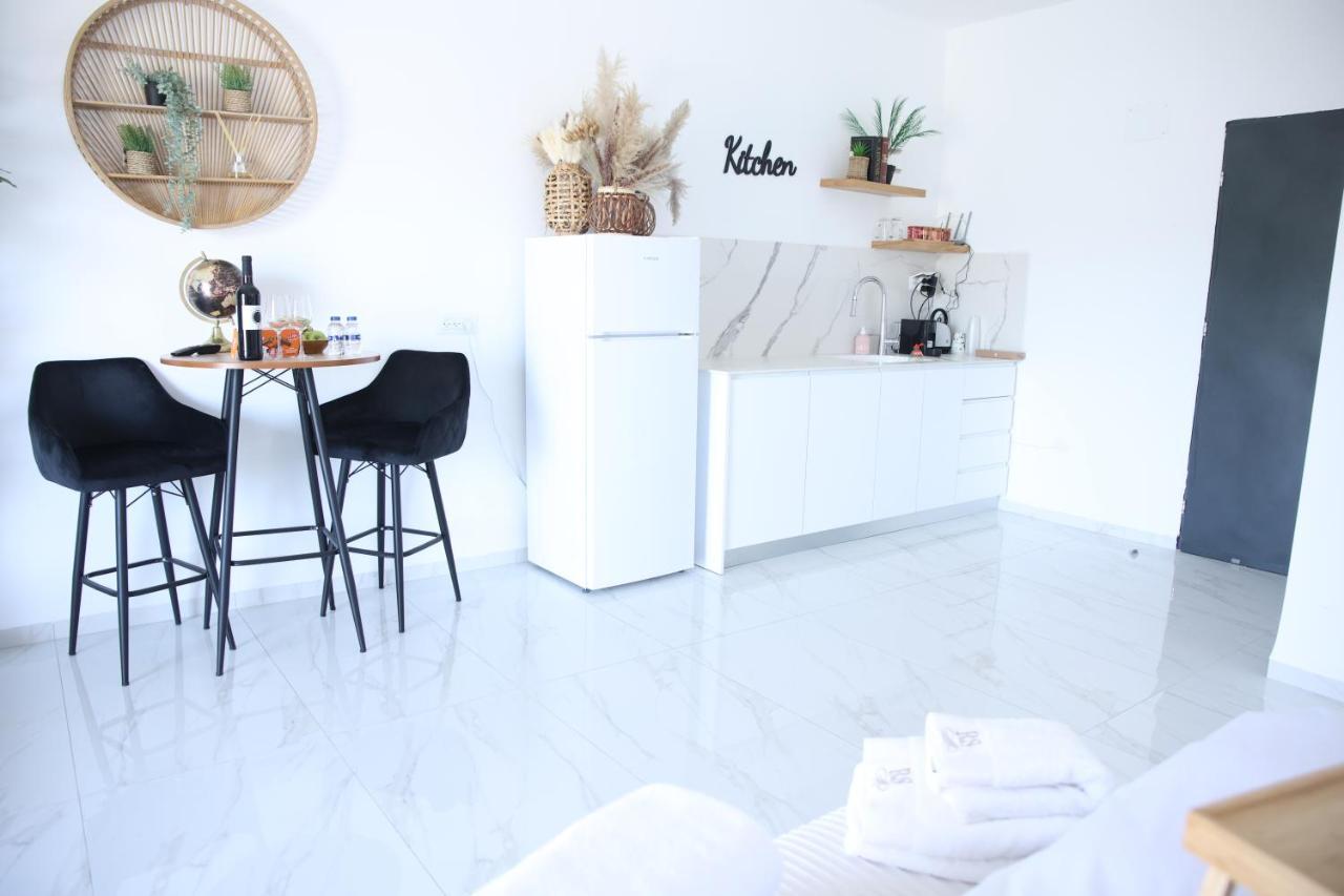 סוויטות נוף שקיעה Hotel Peqi'in Hadasha Bagian luar foto